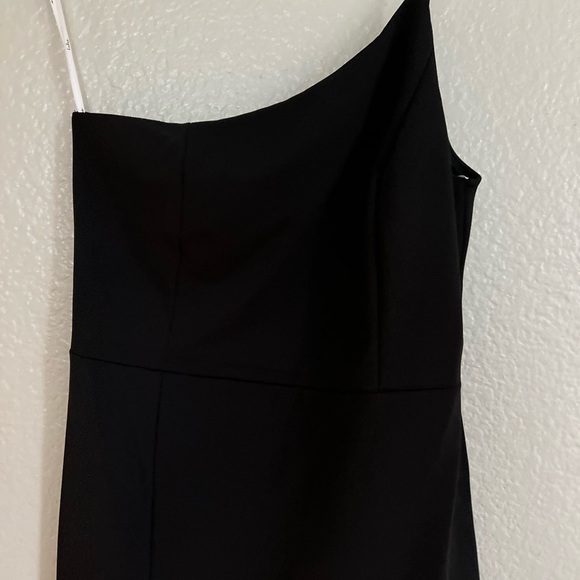 NWOT Keeper of My Heart Black One-Shoulder Maxi Dress - Picture 4 of 6